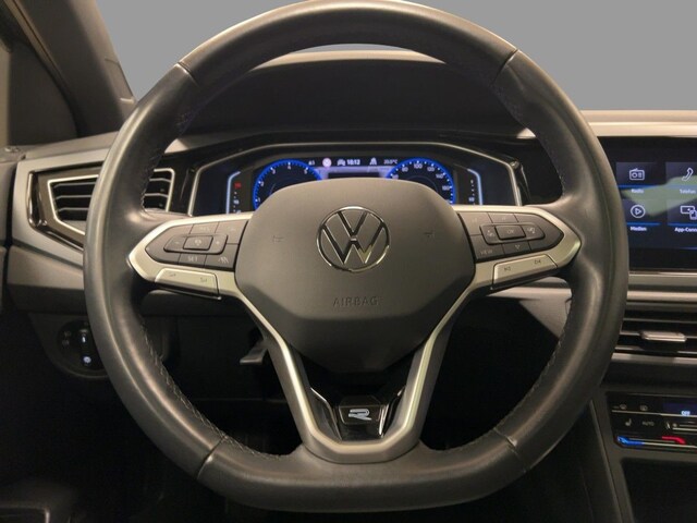 Volkswagen Polo 1.0 TSI DSG R-Line