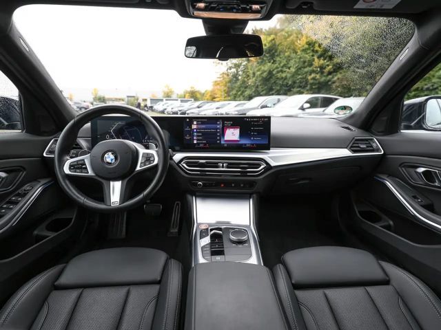 BMW 320 320d M-Sport Sedan xDrive