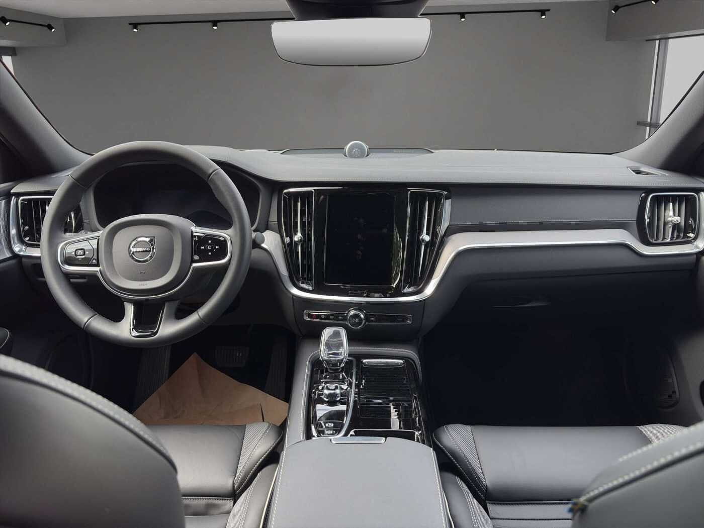 Volvo S60 AWD Dark Recharge Ultimate