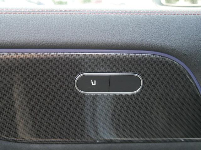 Mercedes-Benz GLA 200 AMG Line