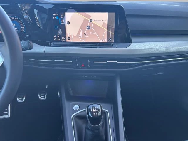 Volkswagen Golf 1,5 TSI Navi LED AHK SHZ RFK ACC