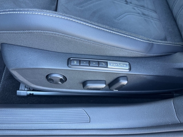 Volkswagen Golf 1.5 eTSI DSG Golf VIII