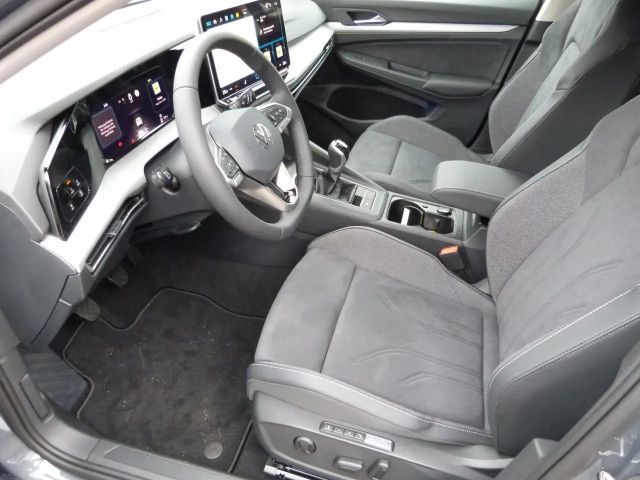 Volkswagen Golf 1.5 TSI Life Variant