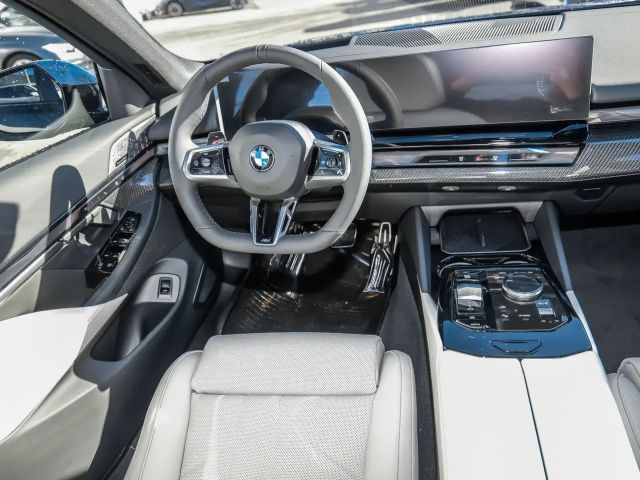 BMW 540 540d M-Sport Sedan xDrive