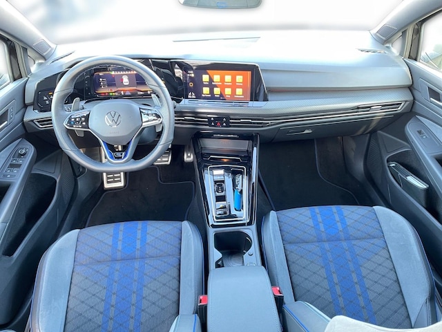 Volkswagen Golf 2.0 TSI Golf VIII