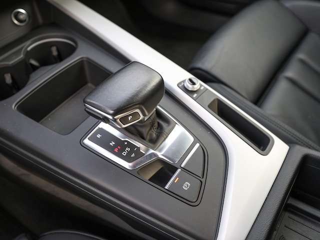 Audi A4 40 TDI S-Tronic Sedan