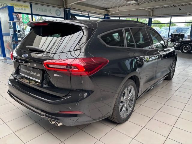 Ford Focus ST Line Wagon