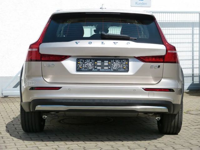 Volvo V60 Cross Country AWD Ultimate