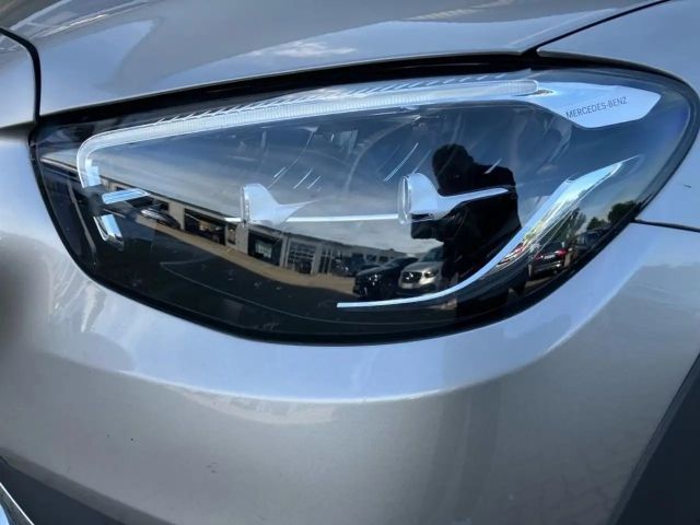 Mercedes-Benz E 400 E 400 d Estate