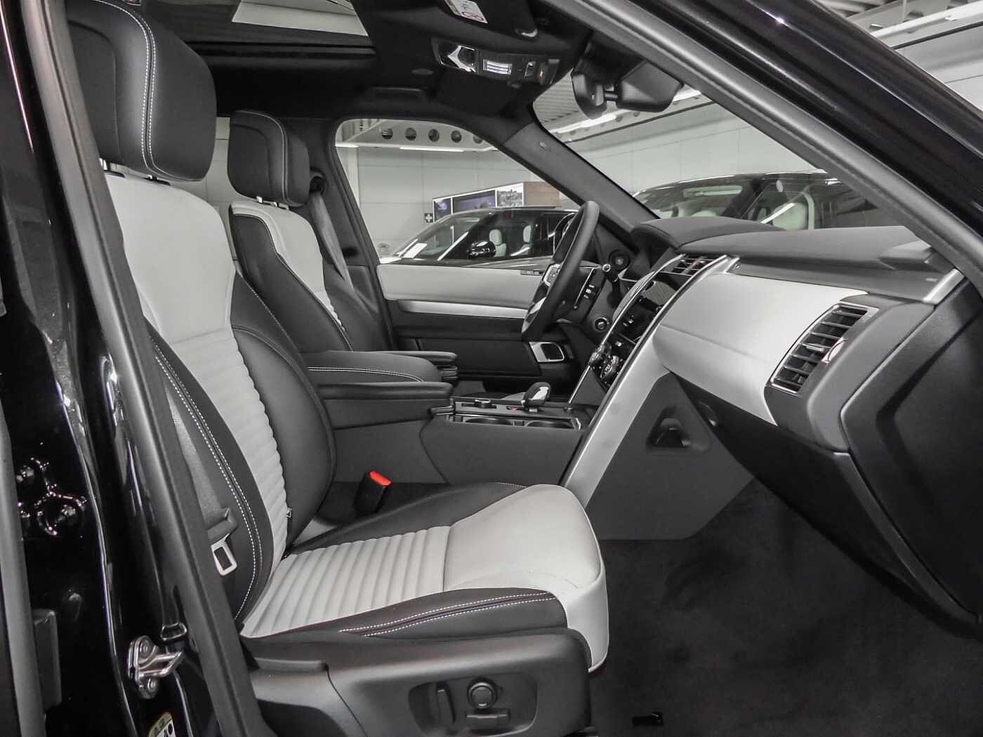 Land Rover Discovery D300 Dynamic SE