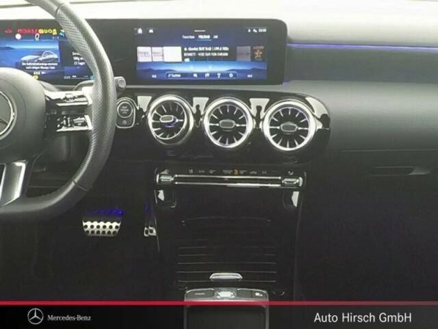 Mercedes-Benz A 250 4MATIC AMG Line