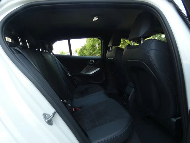 BMW 120 Comfort pakket M-Sport Sedan