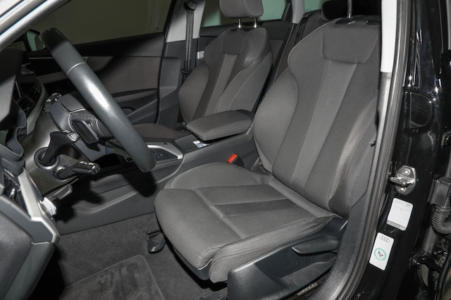 Audi A4 35 TDI Avant S-Tronic