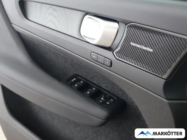 Volvo XC40 Dark Plus