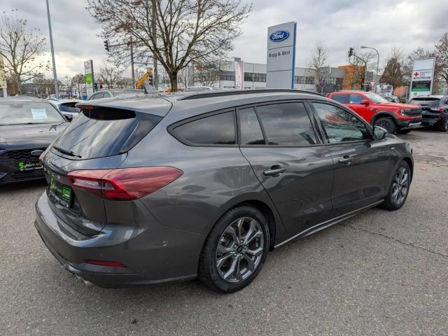 Ford Focus ST Line Wagon