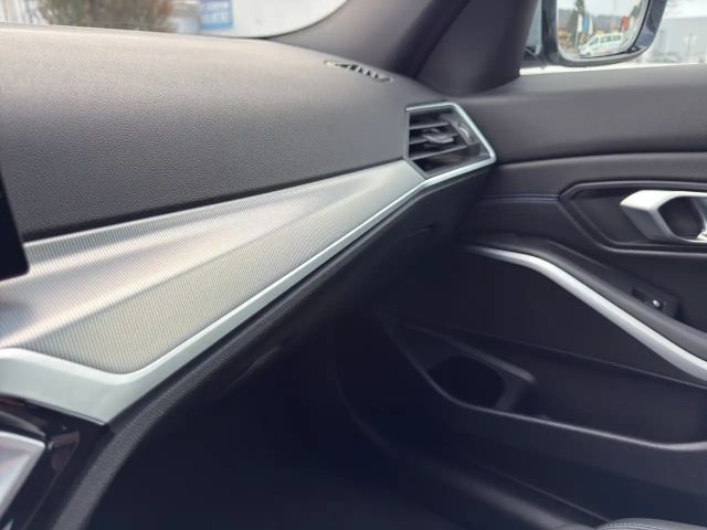 BMW 330 M-Sport Sedan