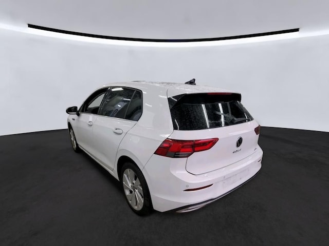 Volkswagen Golf 1.5 eTSI DSG Golf VIII