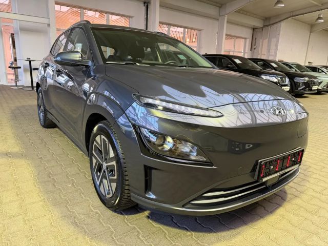 Hyundai Kona 2WD Electric Select