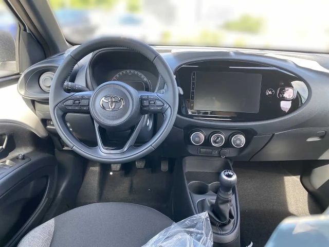 Toyota Aygo X 1.0 VVT-i Hatchback Play VVT-i