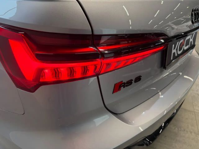 Audi RS6 Avant Performance Quattro