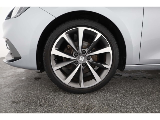 Seat Leon 1.5 eTSI FR-lijn Sportstourer