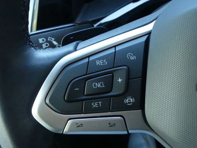 Volkswagen Multivan Life T7