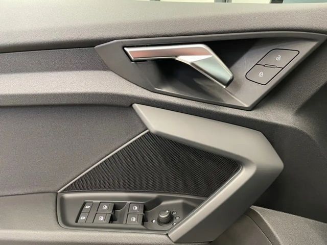 Audi A3 30 TDI Sedan