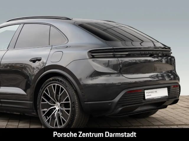 Porsche Macan 4