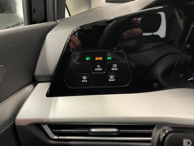 Volkswagen Golf 1.5 eTSI DSG Golf VIII