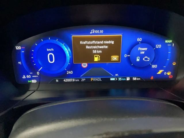 Ford Kuga Plug in Hybrid ST Line X