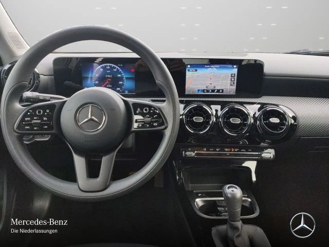 Mercedes-Benz A 180 Spurhalt-Ass PTS Sitzh Temp