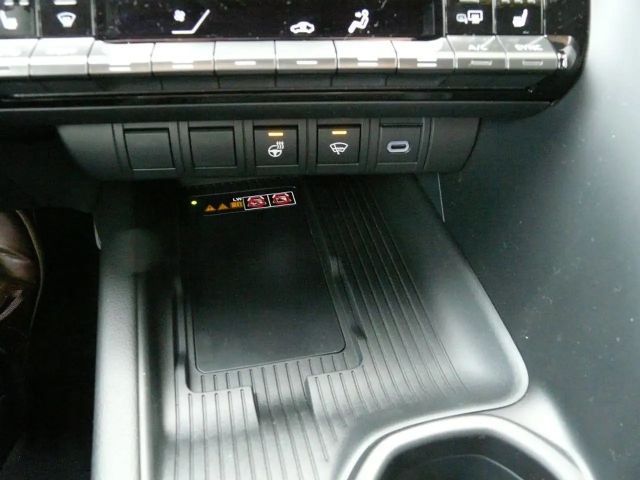 Toyota C-HR Hybride Team D