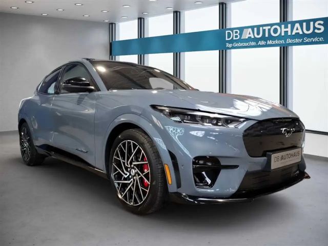 Ford Mustang Mach-E AWD GT