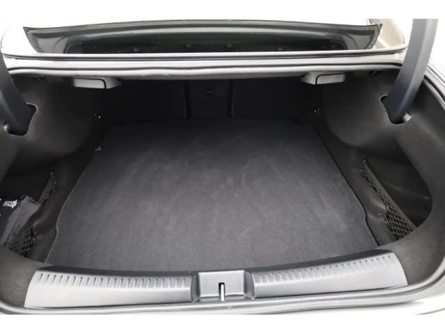 Mercedes-Benz CLA 200 AMG Line Coupé