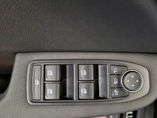 Renault Clio V Intense AUTOMATIK ALLWETTER NAV LED DIG-DISPLAY