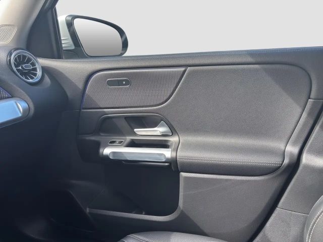 Mercedes-Benz EQB 300 4MATIC Progressive