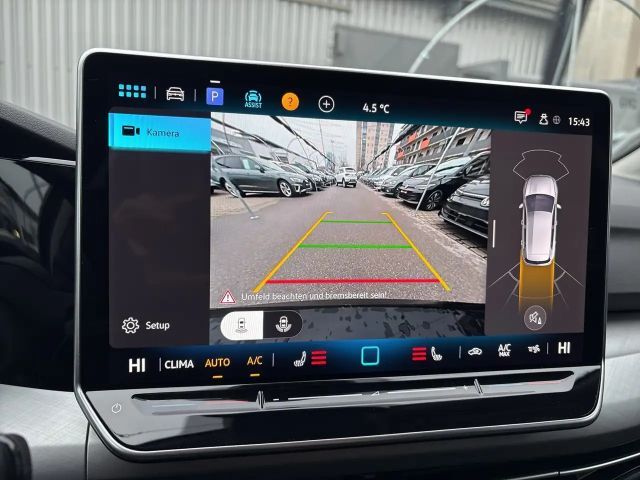 Volkswagen Golf DSG Life