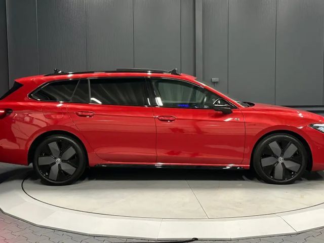 Volkswagen Passat R-Line Style Variant