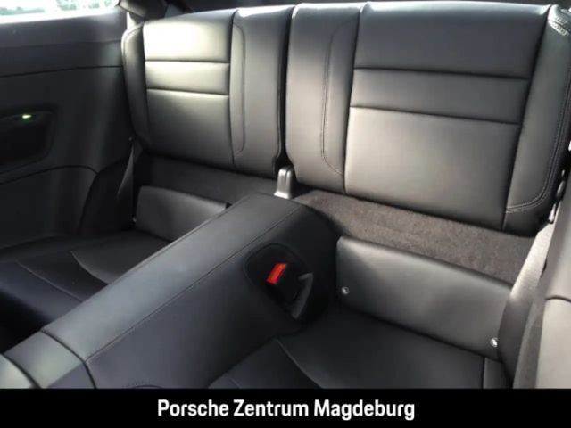 Porsche 992 4 Carrera Coupé GTS