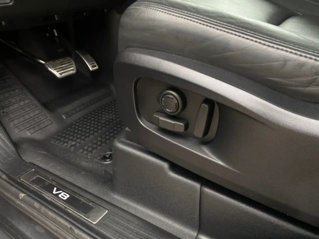 Land Rover Defender 5.0 110