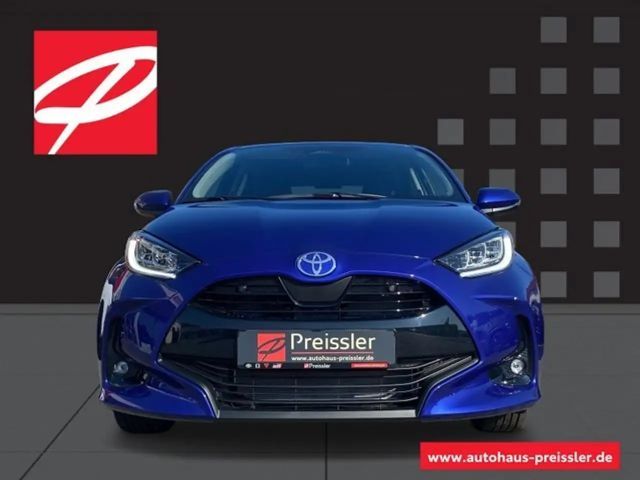 Toyota Yaris Hatchback Hybride Team D