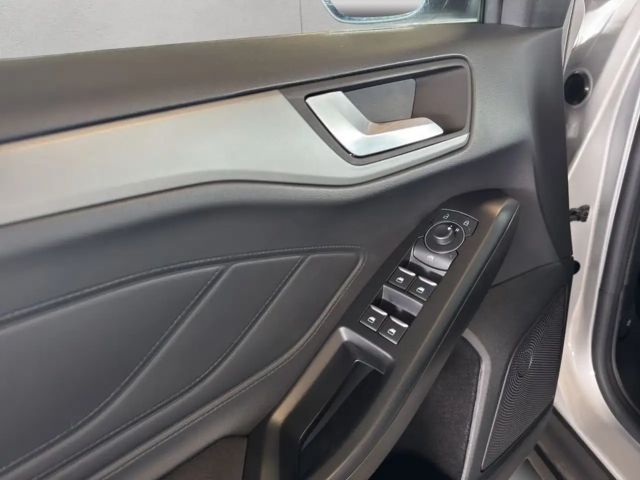 Ford Focus Cool & Connect EcoBoost Wagon