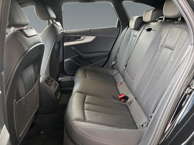 Audi A4 40 TFSI Avant S-Tronic