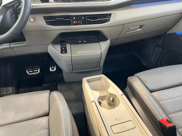 Volkswagen Multivan 2.0 TDI DSG Lang T7