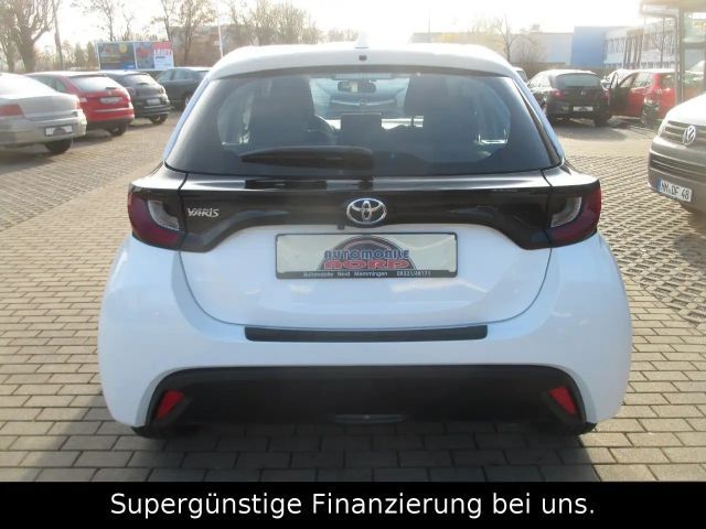 Toyota Yaris Comfort Hatchback