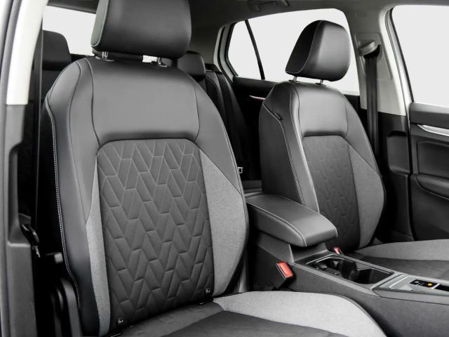 Volkswagen Golf 2.0 TDI DSG Golf VIII