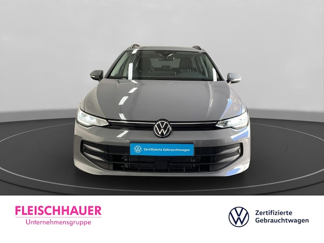 Volkswagen Golf 1.5 eTSI Golf VIII Life Variant