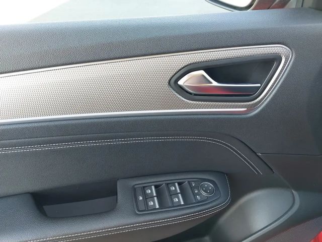 Renault Arkana E-Tech Hybrid Intens