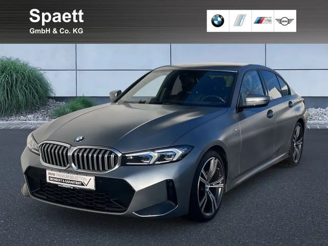 BMW 320 320d M-Sport Sedan