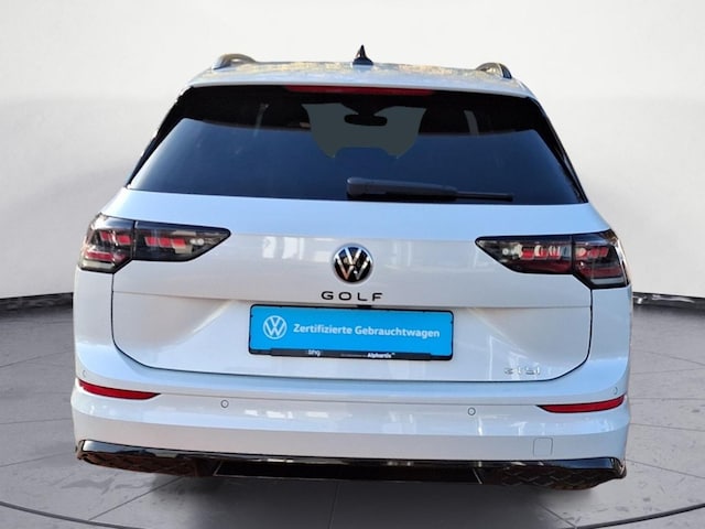 Volkswagen Golf 1.5 eTSI DSG R-Line Variant